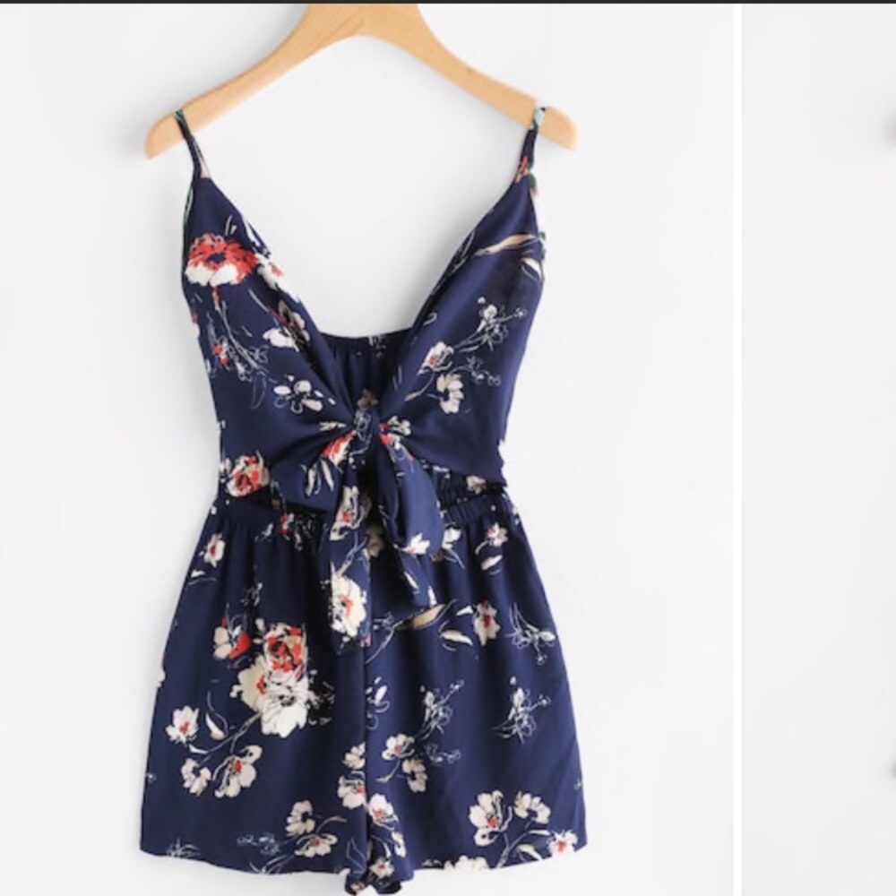 NWT Cute and light romper!!!!
